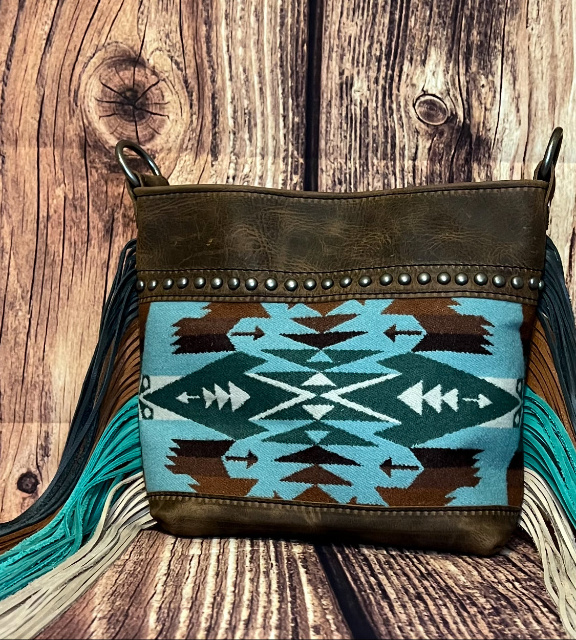 Pendleton Bags – Buckin Beauty Custom Leather